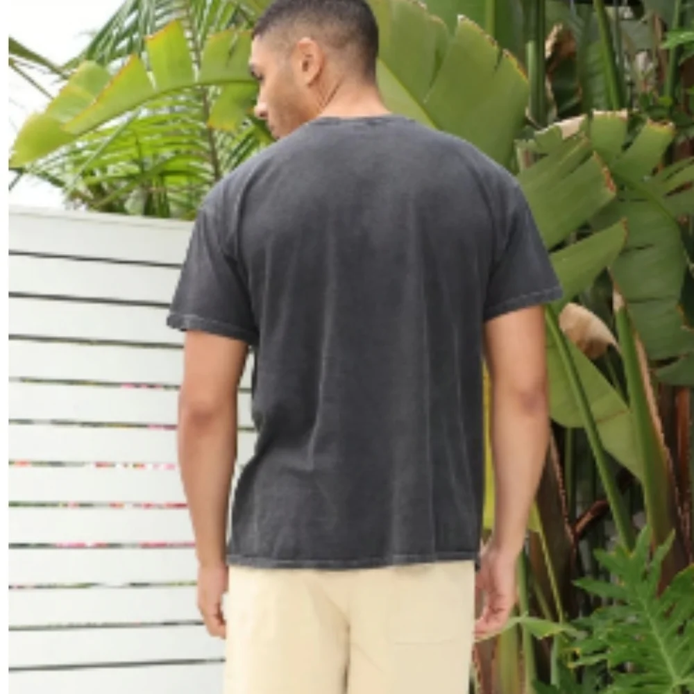 OutKast t-shirt NWT Size small - Picture 3 of 6